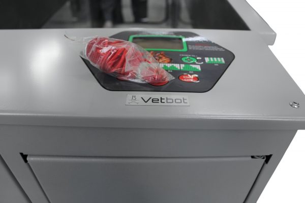 Водная беговая дорожка с подъемным полотном VETBOT-342, 550х2000 мм — изображение 14